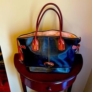 Dooney & Bourke shoulder bag